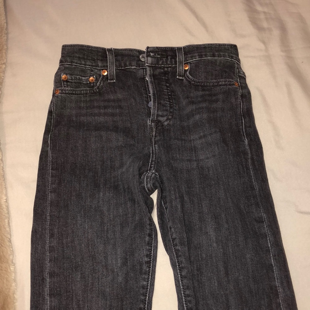 Levi’s wedgie skinny!
